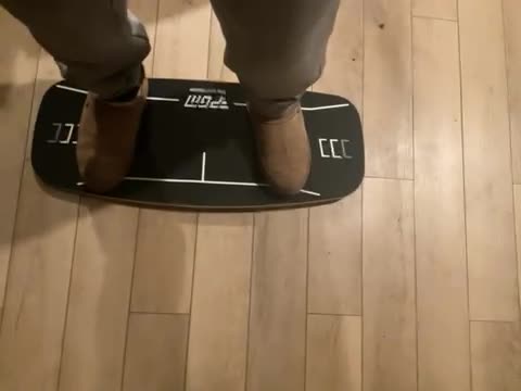 【新品】ゴルフ スイング 練習用 バランスボード トレーニング器具　PGM 新品】ゴルフ スイング 練習用 バランスボード トレーニング器具