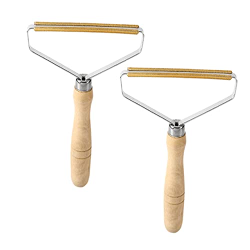 【Forte e robusto】 Lo Shaver portatile Fuzz Shaver è realizzato in legno di alta qualità e rame puro, la testa in rame puro garantisce una lunga durata, robusto e durevole. Il design del manico è ergonomico e consente di risparmiare tempo e fatica durante l'uso. È lo strumento perfetto per la cura dei vestiti.