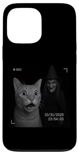 Funny Cat On Security Camera With Witch Halloween X}zP[X iPhone 13 Pro Max p