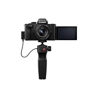 Panasonic Lumix DC-G100DVEGK Micro Four Thirds spiegellose Kamera mit Lumix G Vario 12-32 mm F3.5-5.6 Objektiv & DMW-SHGR2 Stativgriff, 20,3 MP, 4K 30p/FHD 60 Video, Vlog-Cam, USB-C-Ladung, Schwarz – Ansicht 9