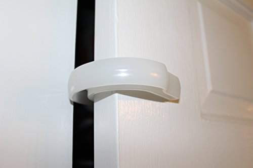 Cardinal Gates – Pinça para porta branca