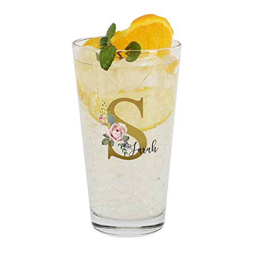 Herz & Heim® Trinkglas mit Namen - Geburtstags-Geschenkidee (Blumen Monogram)