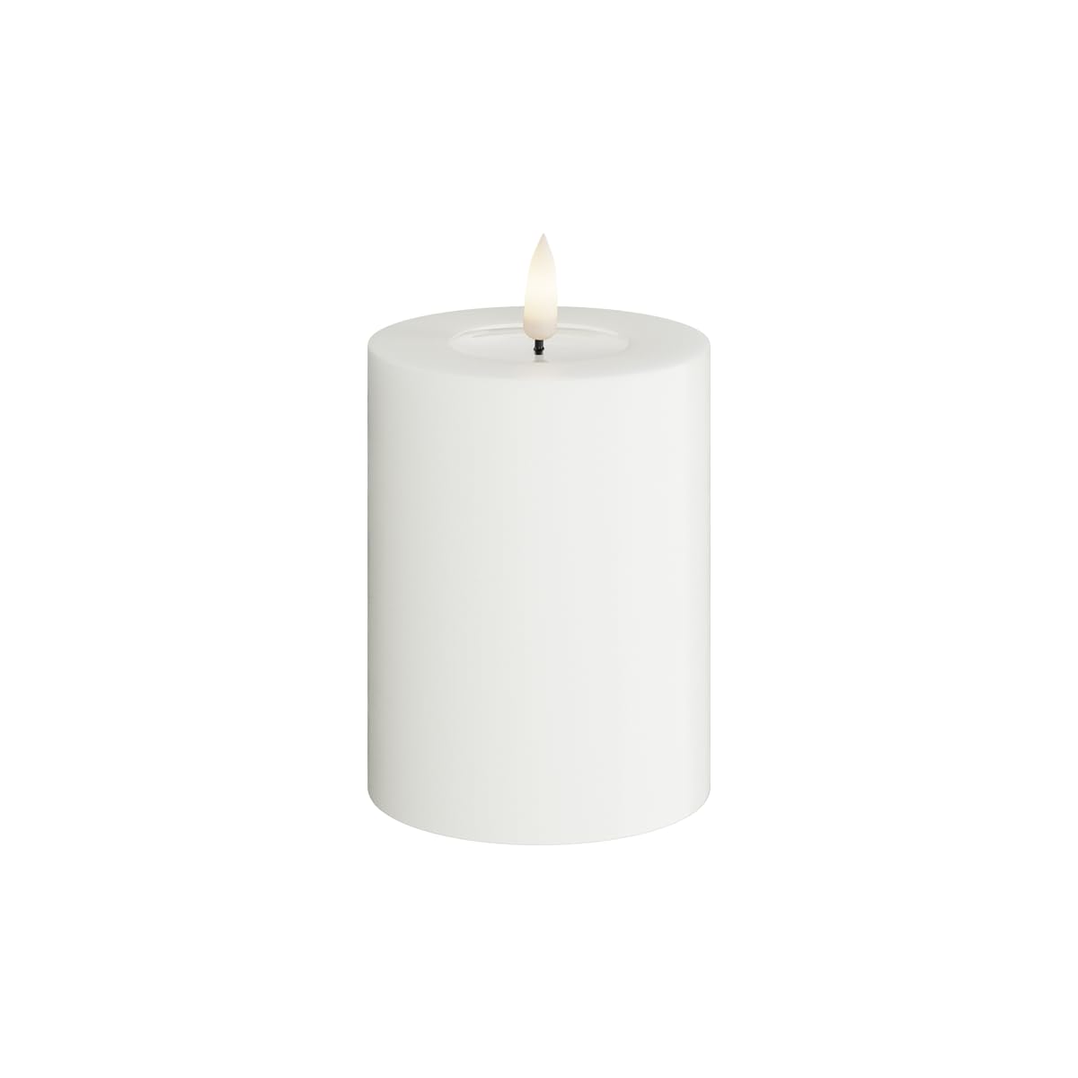 Deluxe Homeart Indoor Flameless LED Candle - White - with Real Flame™ Technology - Battery Powered Candle (7.5 x 10 cm)