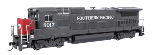 Walthers Mainline 910-9572 HO Scale GE Dash 8-40B - Standard DC - Southern Pacific(TM) #8017 (Gray, red, White; Large SP on Nose)