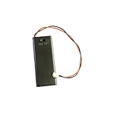 Connecteur JST pour une alimentation solide.