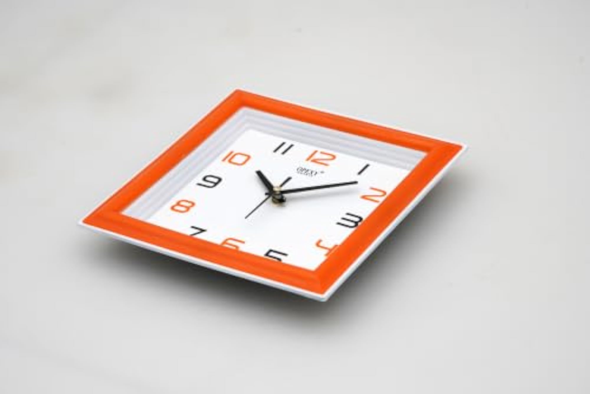 Square Quartz Wall Clock for Living Room