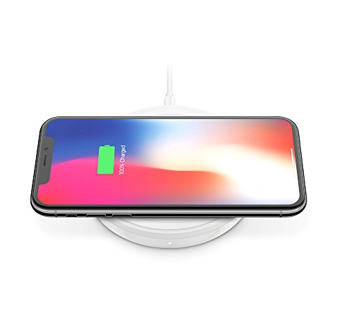 Belkin Chargeur à induction BOOST UP (10 W) – Chargeur sans fil pour iPhone XS, XS Max, XR, X, iPhone 8/8+, Samsung S10, S10+, S10e, Google Pixel 3 et autres (adaptateur secteur CA inclus), Blanc