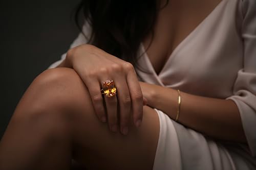 Bagues gravées pour dames en citrine le cadeau d'anniversaire idéal