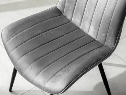 velvet chair [3]