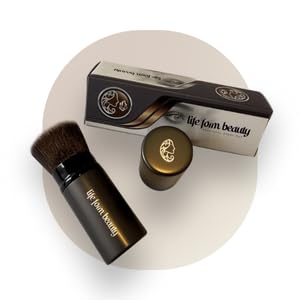Retractable Makeup Brush - Premium Retractable Kabuki Brush, for Foundation Liquid Makeup, Powder, Cream and Blush, Flat Top - Life Form Beauty — view 3