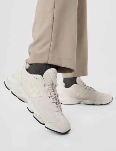 Image of New Balance Unisex-Adult M1000 Sneaker