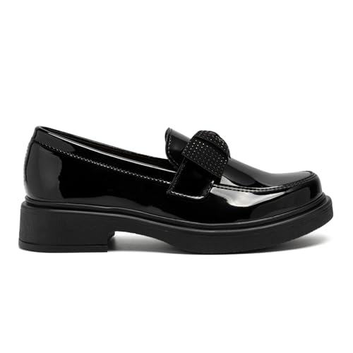 Zapatos Niño, Imagen adicional