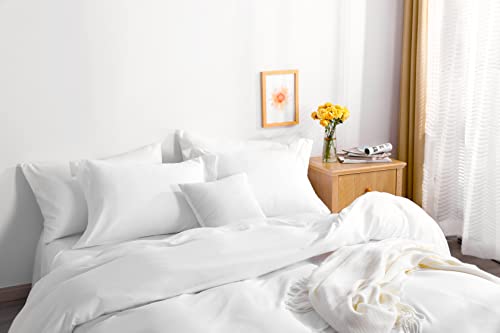Image of NTBAY King Duvet Cover Set, 1 Duvet Cover and 2 Pillow Shams, Soft Brushed Microfiber Comforter Cover with Zipper Closure, White