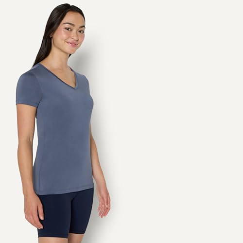 Image of Amazon Essentials Women's Active Quick Dry Tech Stretch Short-Sleeve V-Neck T-Shirt (Available in Plus Size), Pack of 2