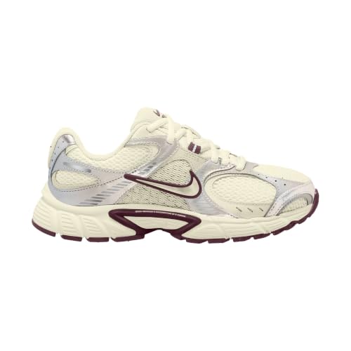 Image of Nike Women's V5 RNR Shoes