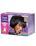 dark and lovely glättung ANWENDUNG - Den Relaxer 1A und den Aktivator 1B glatt rühren. Tragen Sie die Relaxer-Mischung, das komplette Kit für jungfräuliches Haar und das halbe Kit zum Retuschieren von neuem Haar auf. Glätten Sie den Relaxer, überschreiten Sie nicht die maximal empfohlene Verarbeitungszeit für Ihren Haartyp. Spülen Sie den Relaxer gründlich aus.