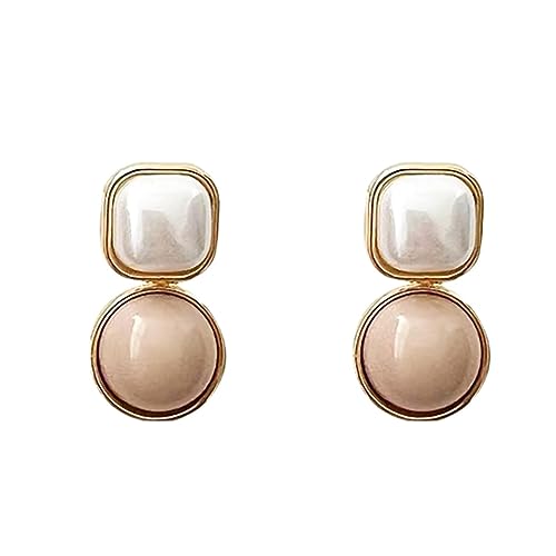 Pendentif assorti et perles : le cadeau d'anniversaire romantique