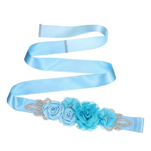 Ceinture de mariée bleu ciel en ruban satiné pour sublimer une robe de demoiselle d'honneur