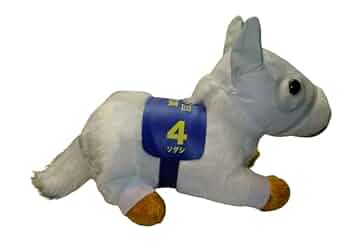 Amazon.co.jp: 競馬ぬいぐるみ 白馬 ソダシ 30cm 白メンコ