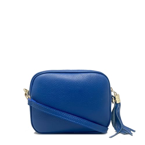 Interno foderato in tessuto con singolo scomparto, chiusura della borsa con zip centrale