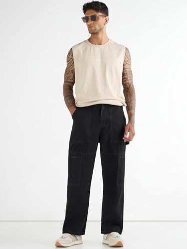 Image of Bewakoof Men Mid Rise Denim Solid Straight Fit Jeans|Straight Fit Jeans - Regular Fit | Classic Denim Pants | Everyday Casual