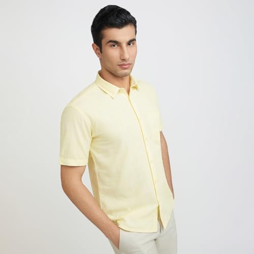 Image of Park Avenue Men's Pure Cotton Chambray Pattern Slim Fit Ainsley Collar Half Sleeve Casual Shirt
