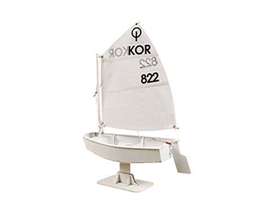 Kit maquette en bois Optimist Dinghy de Youngmodeler pour modélisme naval