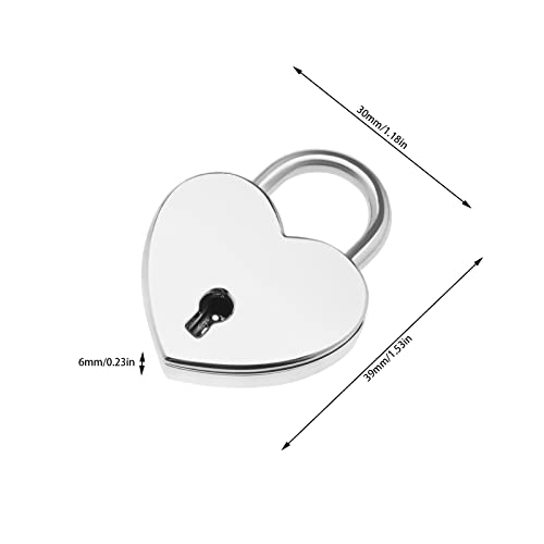 2 lucchetti a forma di cuore con 2 chiavi carine