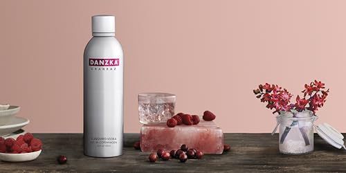 Danzka | Vodka | Cranraz | Premium - Vodka | 1 x 700ml | Aluminiumflasche | Skandinavisches Design | Copenhagen