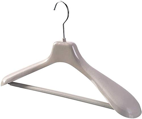 Cintres à linge MU abricot gris pour harmoniser et ranger votre dressing de chambre