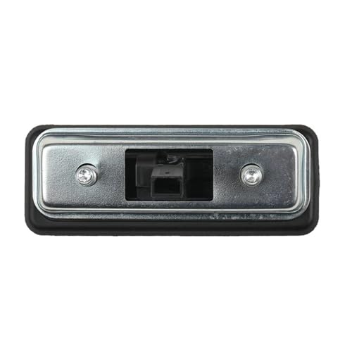 Interruptor de maletero para solucionar fallos de apertura en Skoda Octavia 4