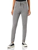 ONLY liebt bequeme Styles mit Design-Anspruch - passend dazu präsentiert das dänische Label diese Joggpants. Elegante Details, wie beispielsweise Bundfalten und Leistentaschen am Gesäß verbinden sich mit einem sportlichen Stretch-Bund, Kordelzug und einem weichen und anpassungsfähigen Gewebe.