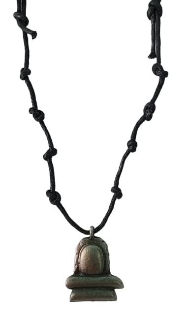 Beauty Tool Locket With Chain Stainless Steel Chain Pendants Set for Boys/Men and women/girls | Pack of 1 | (Sliver Color) (B0B6R91WFR) Amazon Price History, Amazon Price Tracker