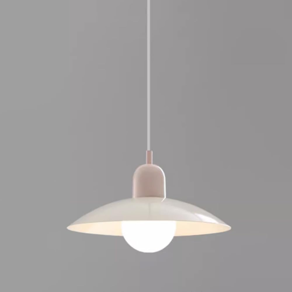 Suspension style crème pour une salle à manger chaleureuse et lumineuse