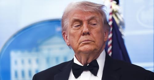 Cosa non torna nell&rsquo;attentato a Trump - La Fenice rompe con Beatrice Venezi