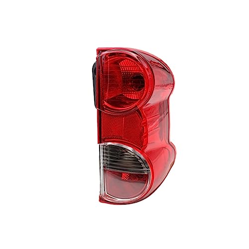 Feu arrière NV200 pour remplacer un phare cassé au contrôle technique