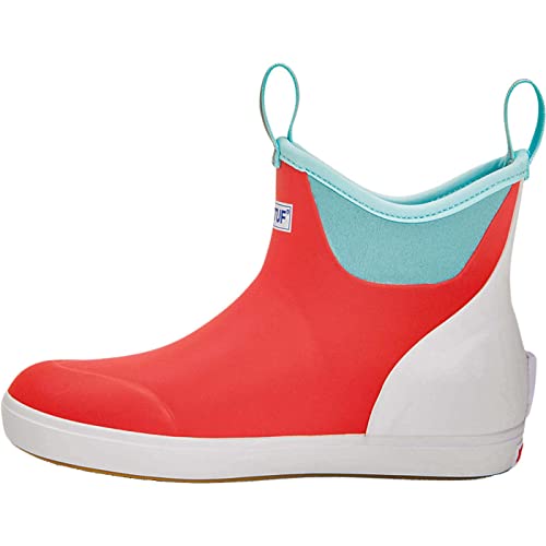 Image of Xtratuf Women's 6 In Ankle Deck Boot