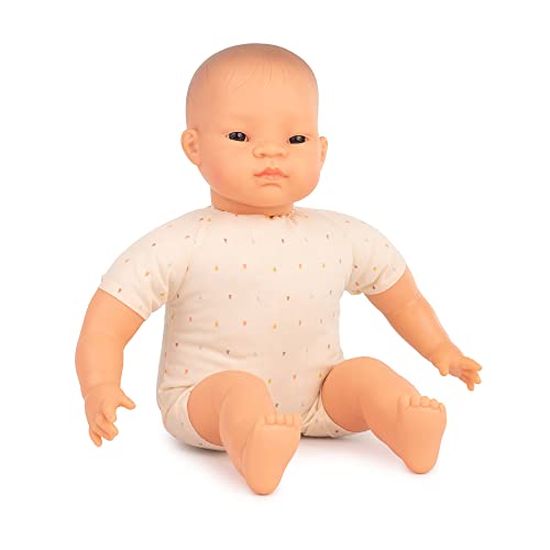 Miniland – Muñeco bebé blandito Asiático de 40cm con rasgos étnicos para el Aprendizaje de la Diversidad con Suave y Agradable Perfume. Colección de Diferentes etnias y sexos.
