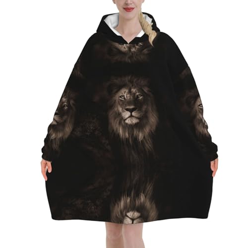 Sweat à capuche géant femme motif lion pour des soirées d'hiver cocooning
