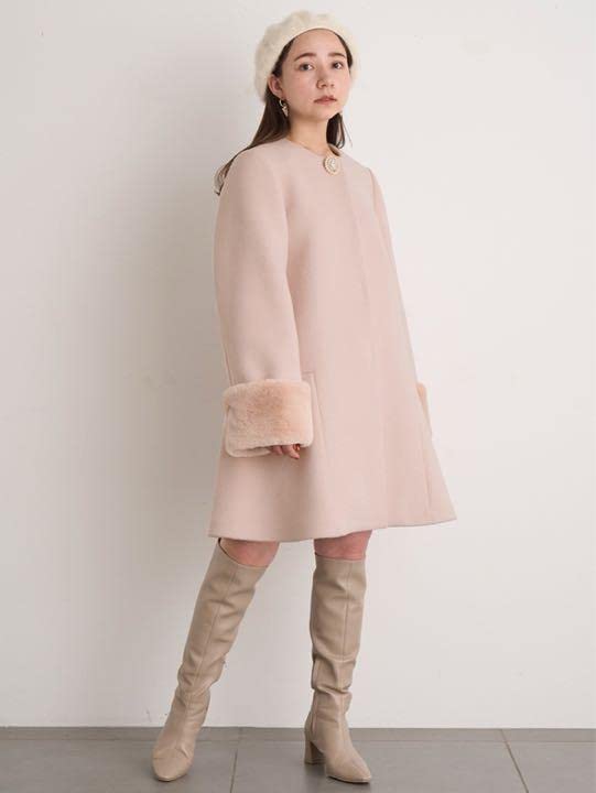 SNIDEL - 【新品】SNIDEL 【WEB限定】ビジューブローチAラインコート SNIDEL（スナイデル）の「【WEB限定】ビジューブローチAライン