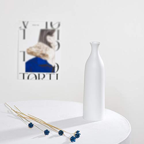 Vase céramique blanche de salon idéal pour herbe de pampa sur table basse