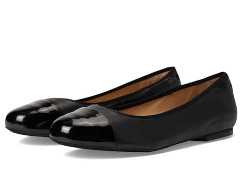 Trotters Women's Clara Ballet Flat
