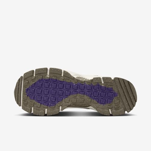 Nike Zoom Vomero Roam Women's Winterized Shoes (HQ2181-006, Light Bone/Court Purple/Gum Dark Brown/Mink Brown)2