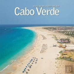 Hardcover Cabo Verde Visto do Ar [Portuguese] Book