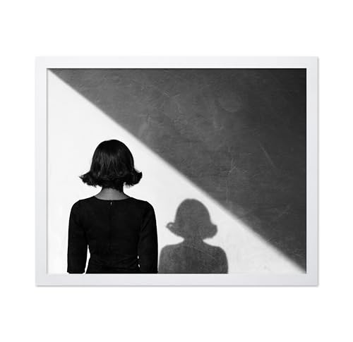 Monem Art Light & Shadow Print - Bob Style Haircut