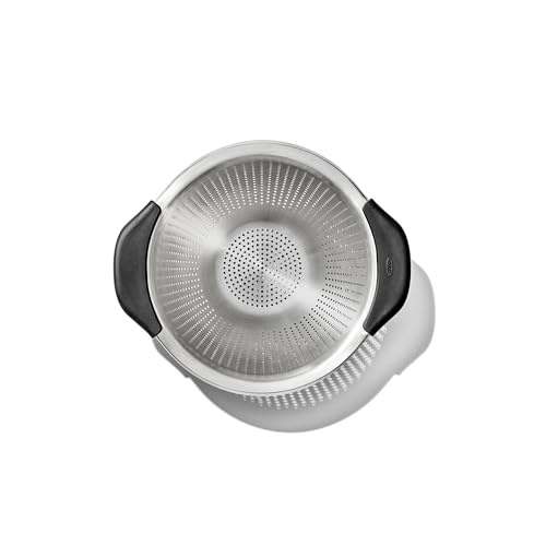 Image of OXO Good Grips Stainless Steel 3 qt. / 2.8L Colander