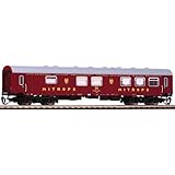 Da sich alle drei Wagen durch ihre Gliederung, ihre Inneneinrichtung und die Fensteraufteilung unterscheiden, waren auch im Modell drei komplette Entwicklungen erforderlich