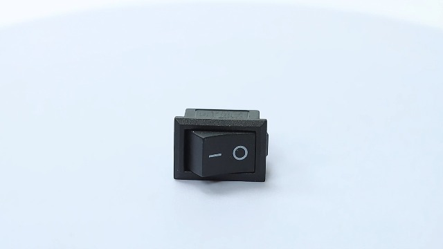 Lot De 10 Interrupteurs à Bascule VEXUNGA - 2 Broches ON/OFF, 3A 250V, Auto-Bloquant, 15mm