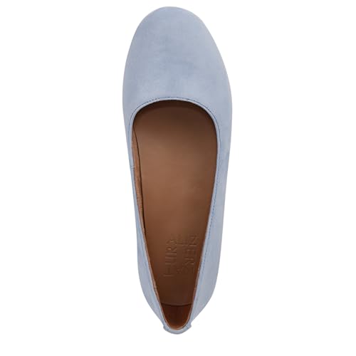 Image of Naturalizer Essential