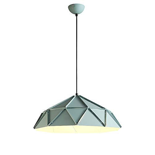 Lustre moderne minimaliste pour éclairer une pièce sombre efficacement